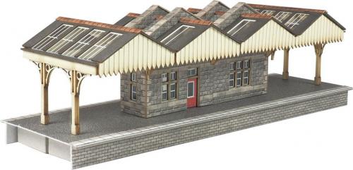 PN922 Metcalfe N Scale Island Platform Building